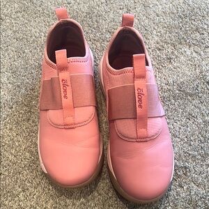 Pink Sneakers for Everyday Comfort